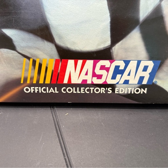 NASCAR Monopoly Game Vintage Official Collectors Edition 8 Pewter Tokens - Picture 3 of 9